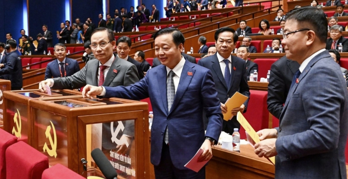 delegates cast ballots to elect 14th party central committee picture 13