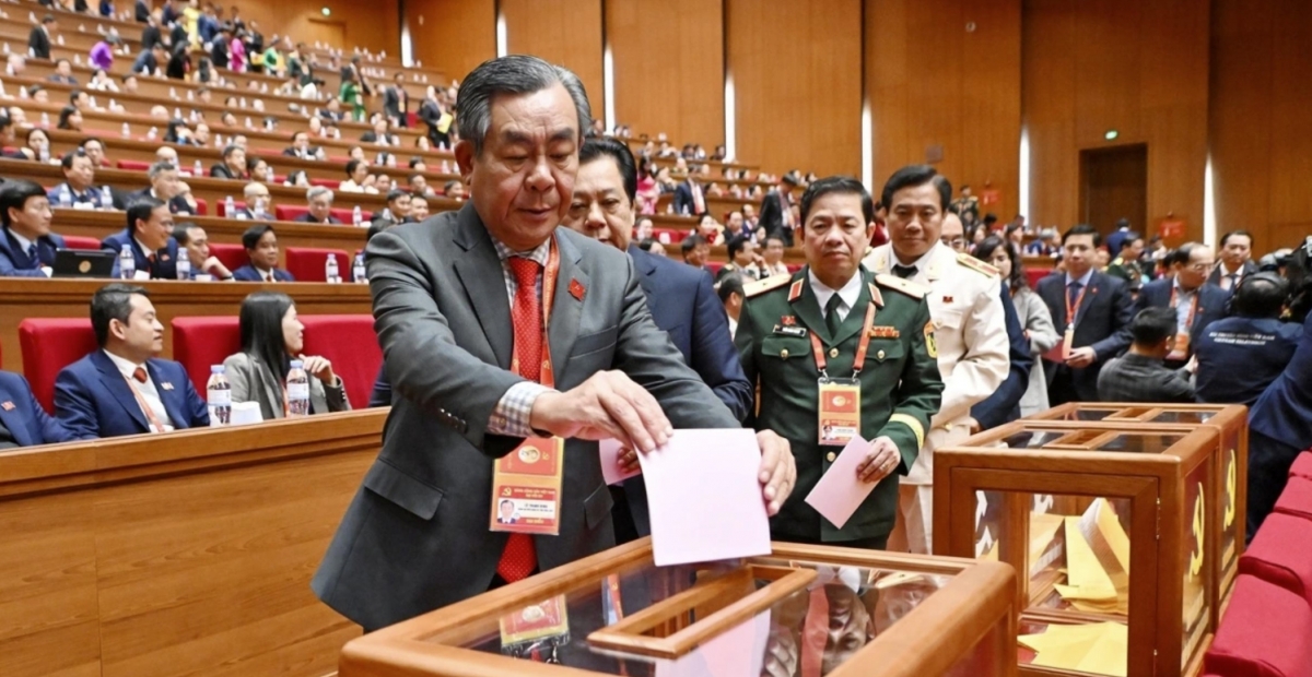 delegates cast ballots to elect 14th party central committee picture 16