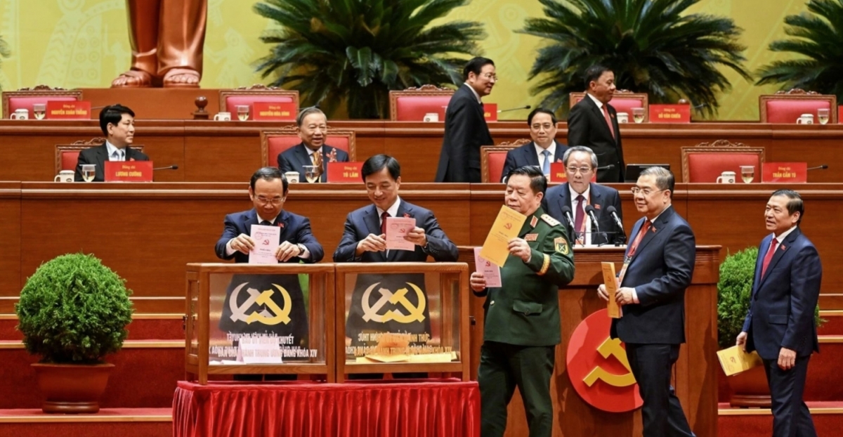 delegates cast ballots to elect 14th party central committee picture 5