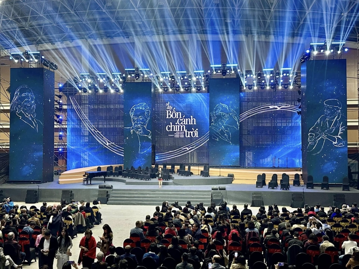 vu huy show ve day bon canh chim troi khan gia duoc hoan tien ve nhu the nao hinh anh 1