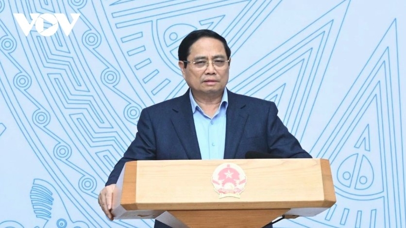 pm chinh defines net-zero transition as national mission picture 2