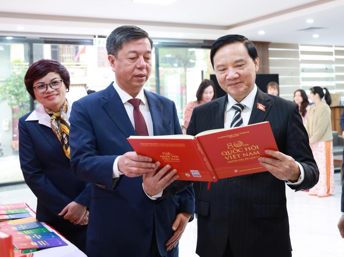 80 năm quốc hội việt nam - những dấu ấn lịch sử hình ảnh 3 80 nam quoc hoi viet nam - nhung dau an lich su hinh anh 3