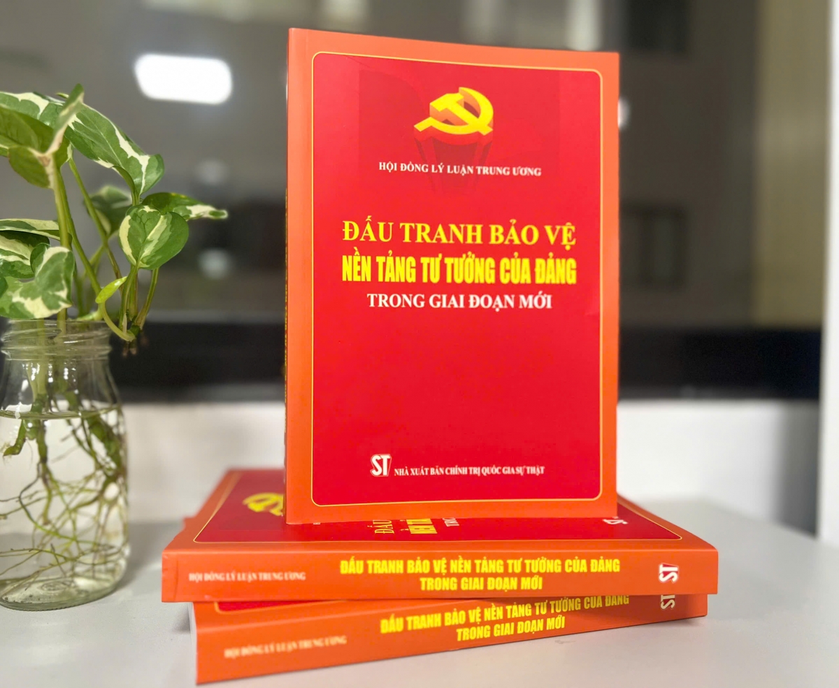 Dau tranh bao ve nen tang tu tuong cua Dang trong giai doan moi hinh anh 1