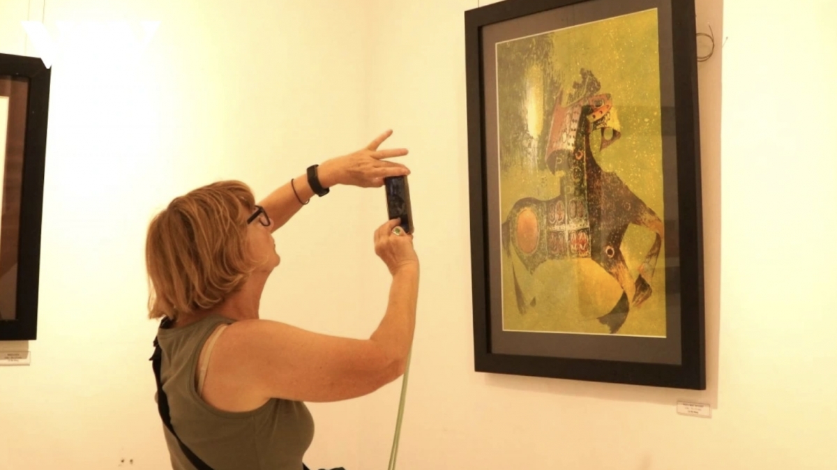 ngua voi sac xuan binh ngo 2026 fine art exhibition opens in hue picture 1