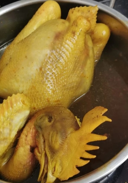 cach luoc ga cung mung 1 thang chap vang dep, da khong nut hinh anh 2