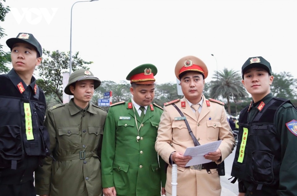 hanoi police rehearse security plans for the 14th national party congress picture 2