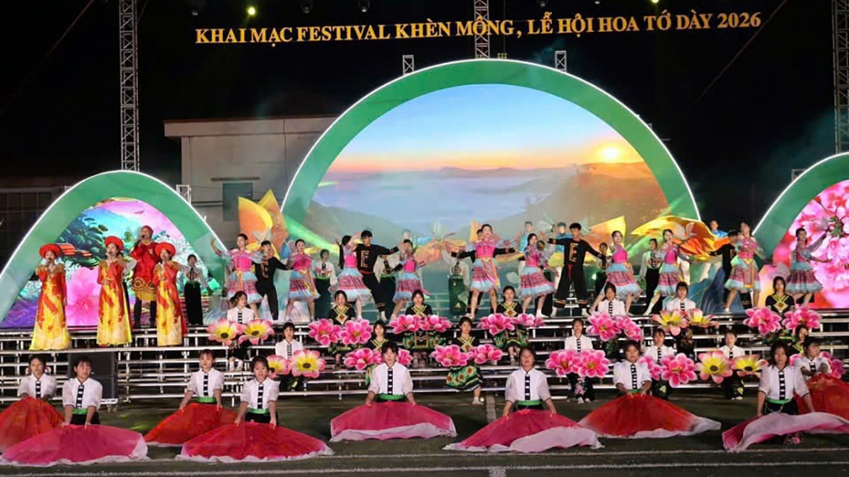 tung bung le hoi khen hoa o vung cao mu cang chai hinh anh 1