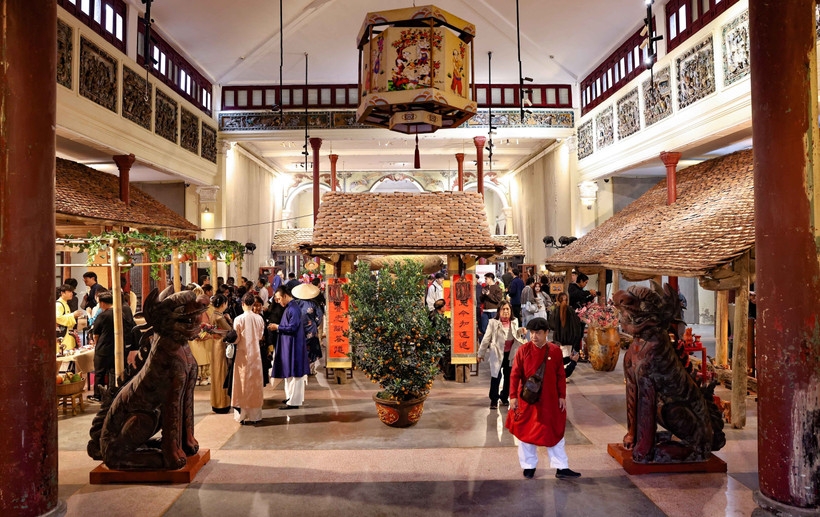 hanoi revives traditional tet in hoan kiem heritage space picture 1