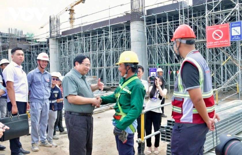 prime minister pham minh chinh inspects projects for apec 2027 picture 1
