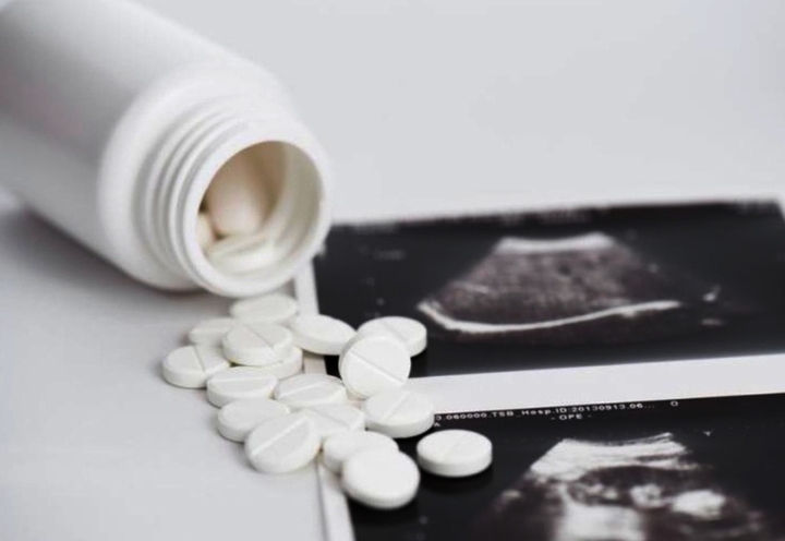 Cảnh báo nguy cơ sức khỏe từ việc tự ý sử dụng thuốc giảm đau