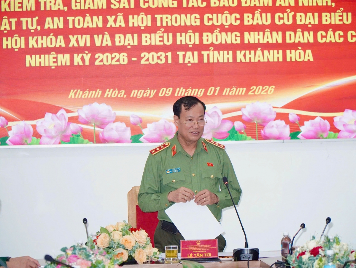 Đoàn Hội đồng bầu cử Quốc gia kiểm tra việc bảo đảm an ninh bầu cử tại Khánh Hòa