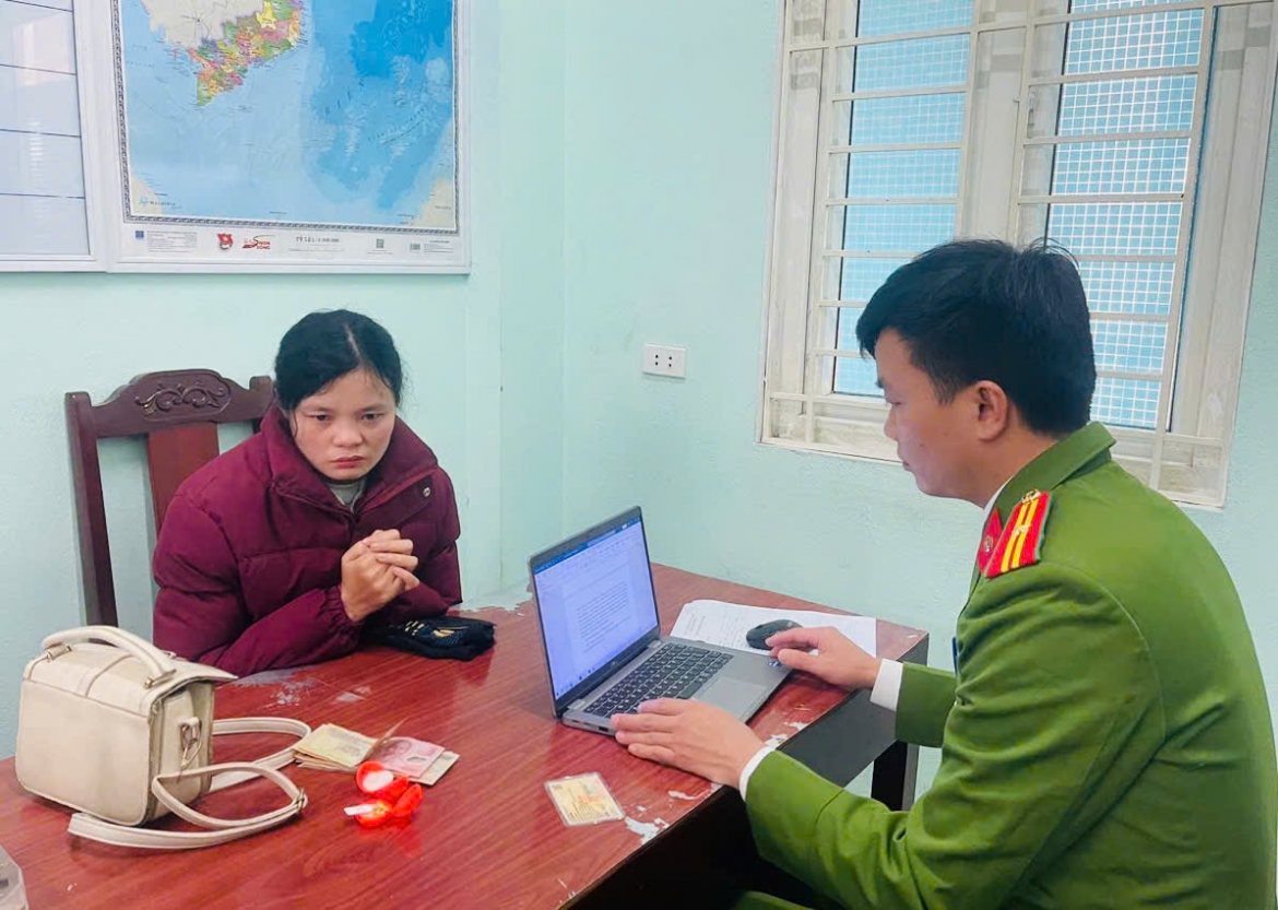 lam ro doi tuong trao vang gia lay vang that sau gan 2 gio nhan to giac qua vneid hinh anh 1