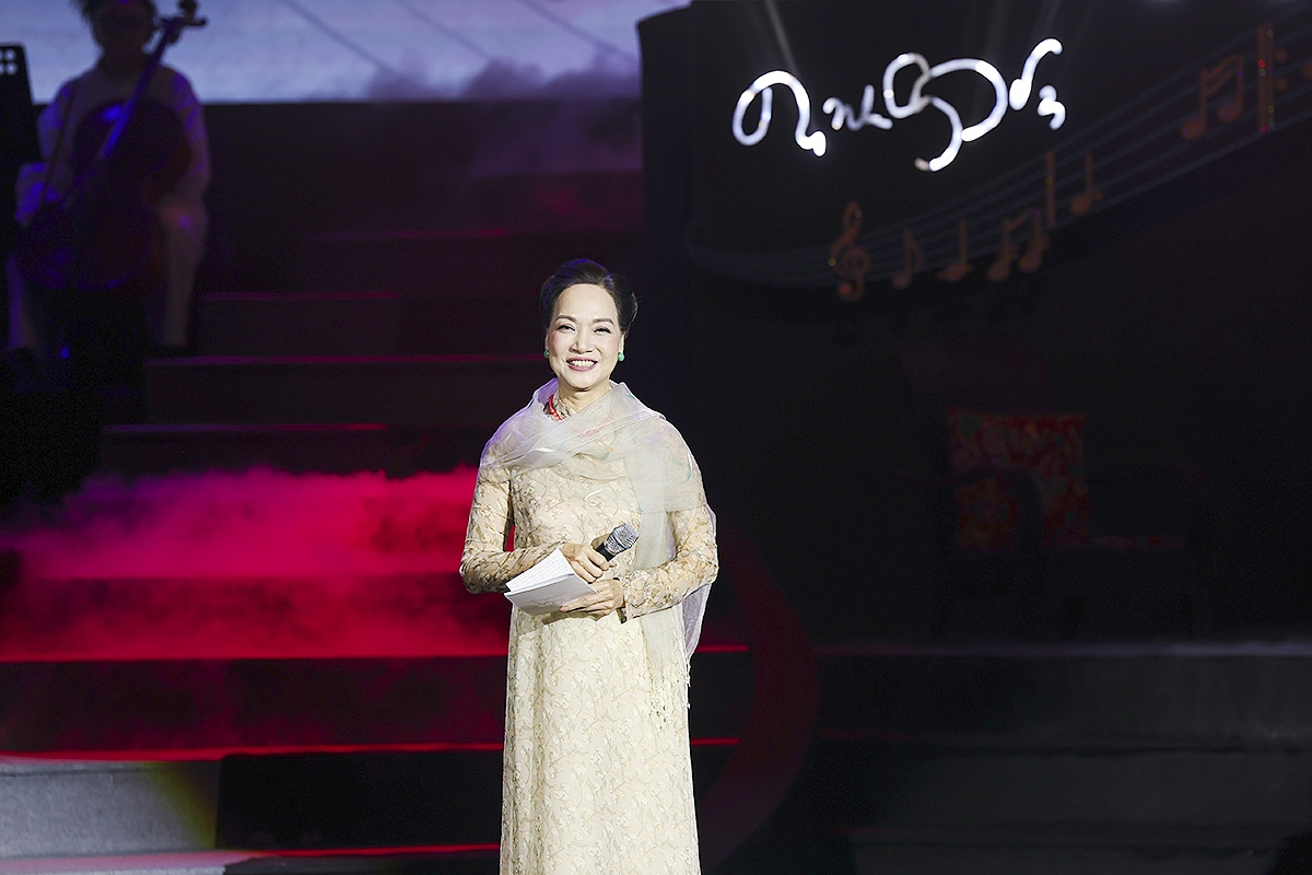 quang ha va bang kieu lan dau song ca nhac trinh cong son, phu quang hinh anh 1