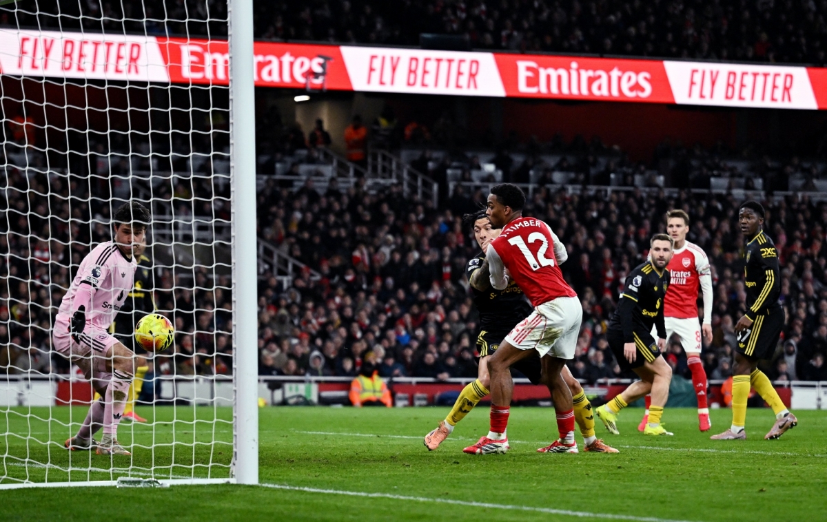 ket qua bong da vong 23 ngoai hang anh rang sang 26 1 mu da bai arsenal hinh anh 2