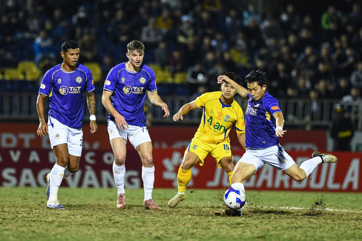 ket qua bong da hom nay 31 1 ha noi fc thang de slna o vong 12 v-league hinh anh 11