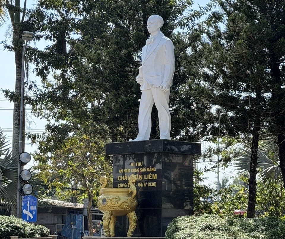 nguoi dan ca nuoc gui tron niem tin, ky vong vao Dai hoi xiv cua Dang hinh anh 9