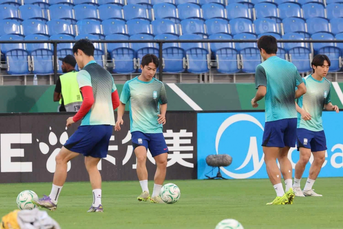 vuot qua u23 australia, u23 han quoc cham tran u23 nhat ban o ban ket hinh anh 13
