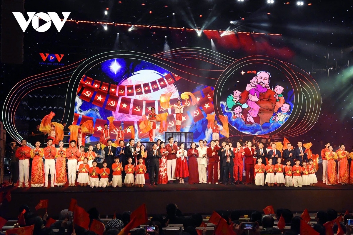 Với Đảng vẹn toàn niềm tin yêu: Từ mạch nguồn ký ức đến nhịp đập thời đại