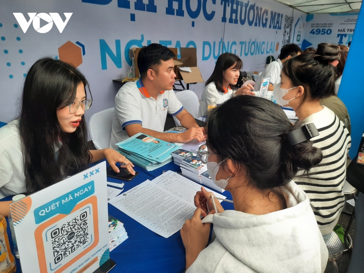 can giam sat, tranh truc loi chinh sach o nhom truong dai hoc khong vi loi nhuan hinh anh 1