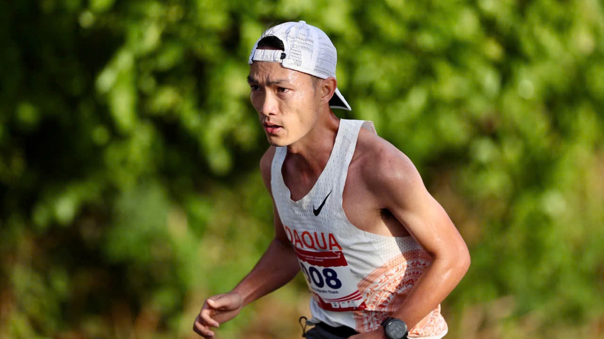 Hoàng Nguyên Thanh xác lập kỷ lục 10 lần đoạt ngôi "Vua leo núi" Bà Rá