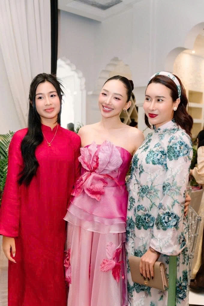 sao viet 15 1 vo ha tram va chong An Do ky niem 7 nam cuoi hinh anh 8