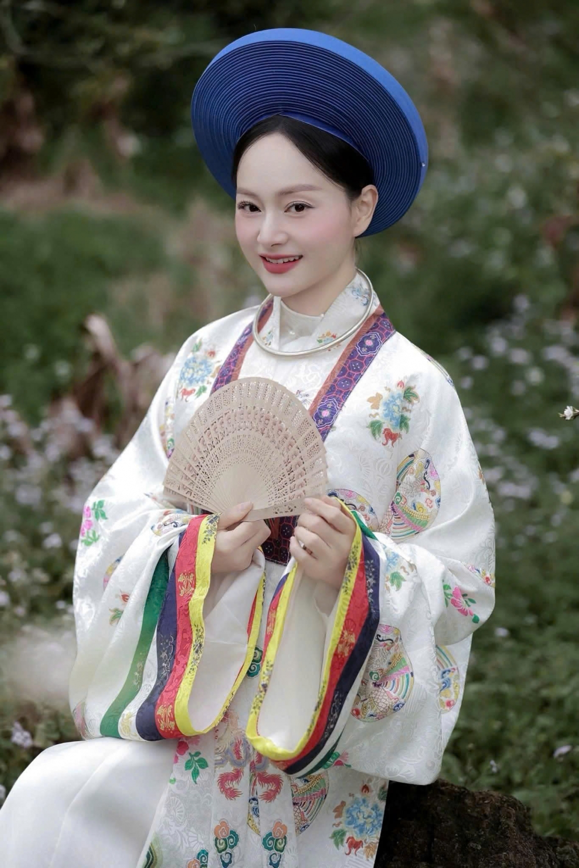 sao viet 19 1 vo chong trang nhung ky niem 10 nam ngay cuoi hinh anh 2