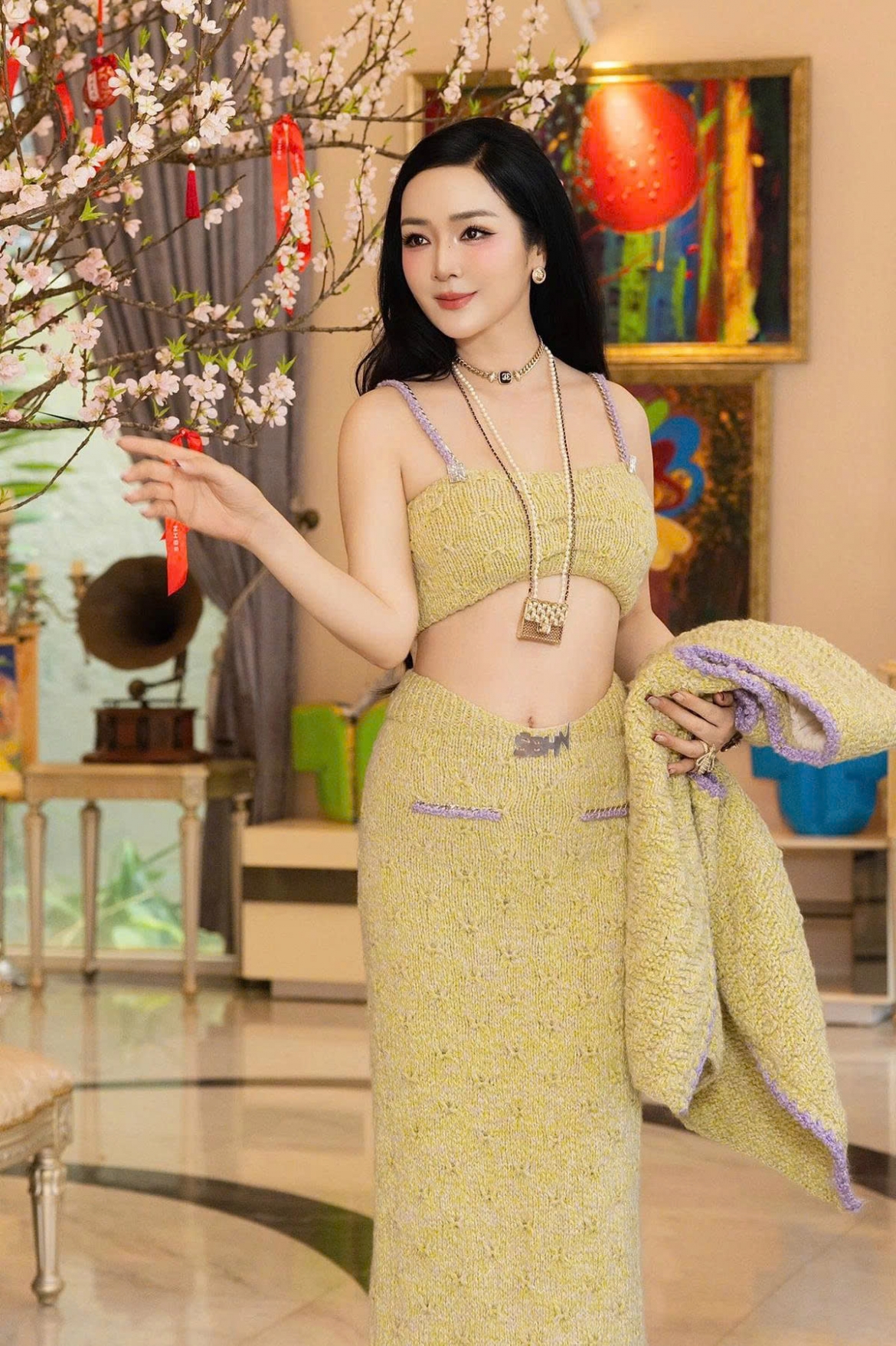 sao viet 27 1 hoa hau nong thuy hang sinh con dau long hinh anh 7