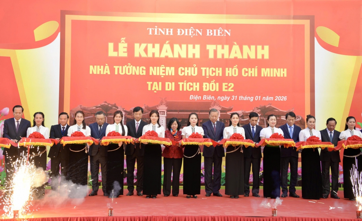 Tổng Bí thư dự lễ khánh thành Nhà tưởng niệm Chủ tịch Hồ Chí Minh tại Điện Biên