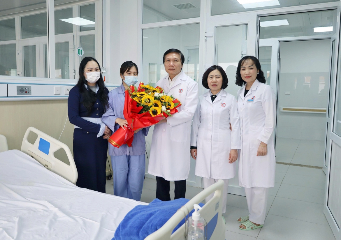Ca ghép thận thứ 5 tại Bệnh viện Việt Nam – Thụy Điển Uông Bí xuất viện