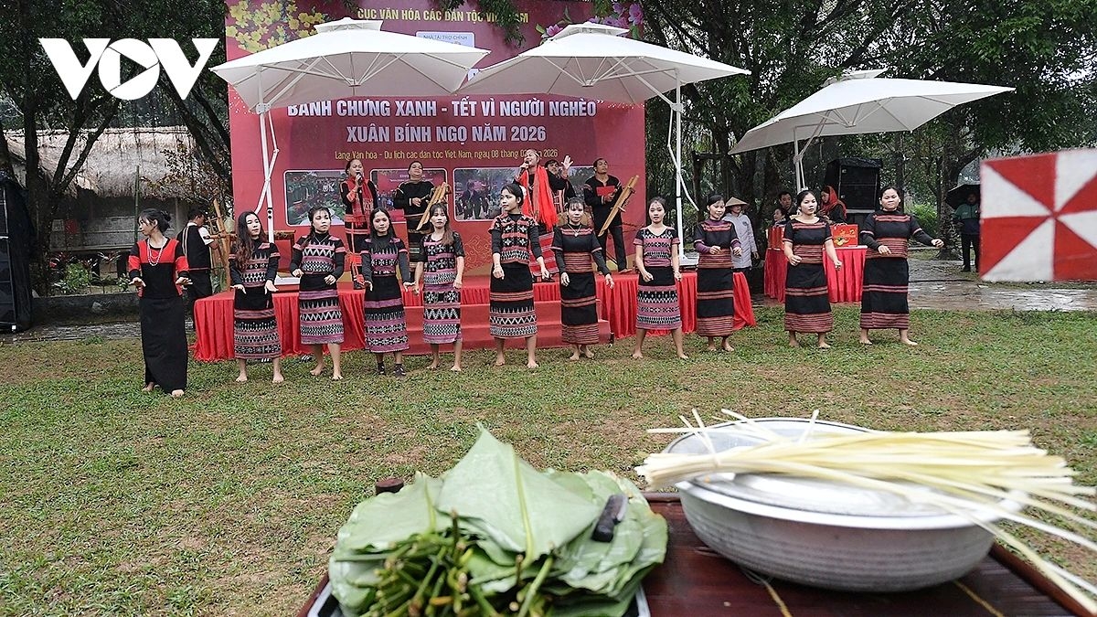 traditional tet atmosphere at vietnam s ethnic culture village picture 13