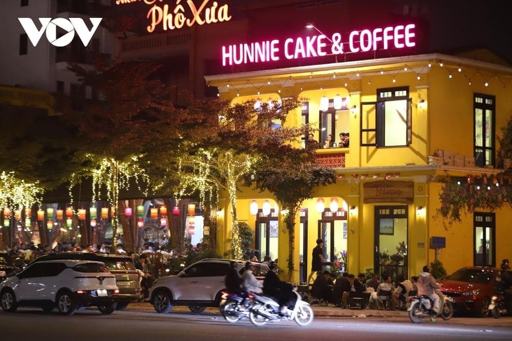 spring glows in hoa lu old town - vietnam s former imperial capital picture 13