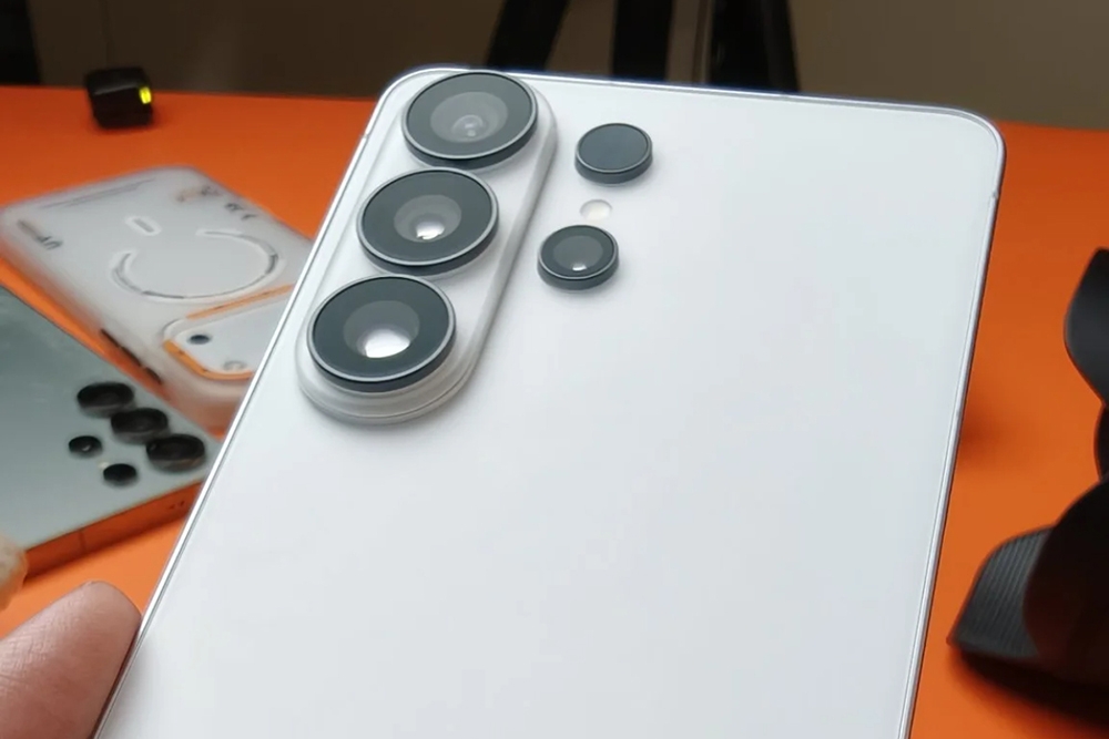vi sao samsung mang camera loi tro lai voi galaxy s26 ultra hinh anh 1