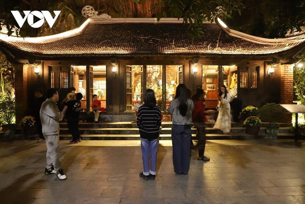 spring glows in hoa lu old town - vietnam s former imperial capital picture 1