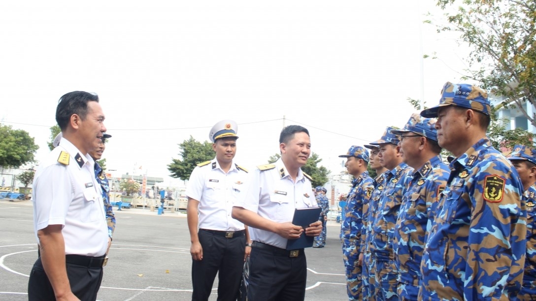 lu doan 171 vung vang, san sang, trach nhiem cao voi ngay hoi bau cu cua dat nuoc hinh anh 1