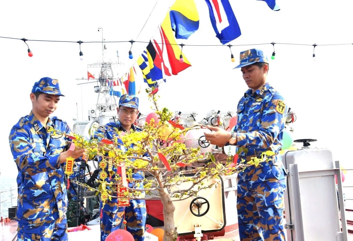 vietnam warship celebrates tet at sea during multinational naval drills picture 4
