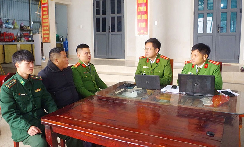 Công an xã bắt giữ nhiều đối tượng truy nã trong dịp Tết