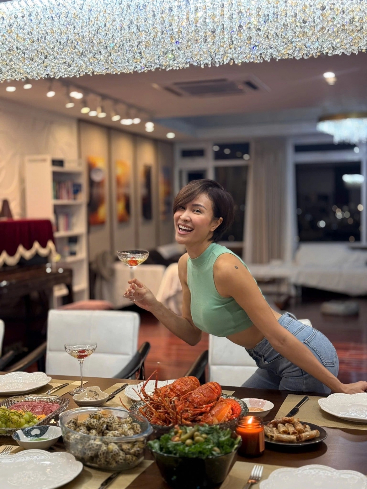 sao viet 4 3 my tam - mai tai phen tay trong tay o su kien dien anh hinh anh 4