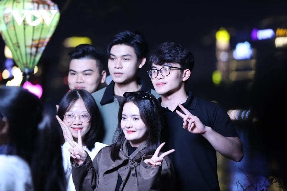 spring glows in hoa lu old town - vietnam s former imperial capital picture 5