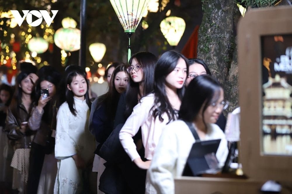 spring glows in hoa lu old town - vietnam s former imperial capital picture 6