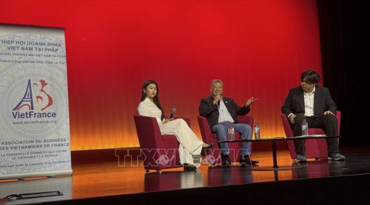 seminar in france spotlights vietnam s economic and trade prospects picture 1