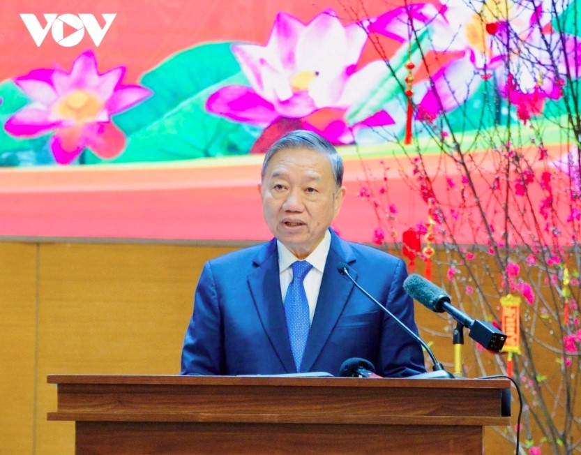 party leader urges application of science and technology in criminal investigation picture 2