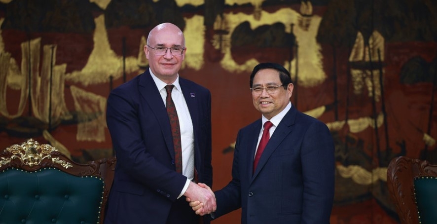 Prime Minister urges closer ties between Vietnamese, Russian news agencies