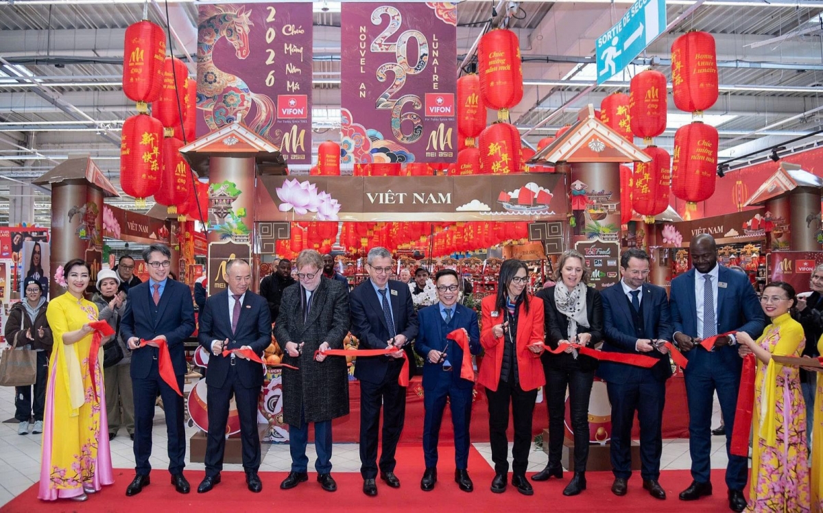 vietnamese brands strengthen presence at carrefour hypermarkets picture 1