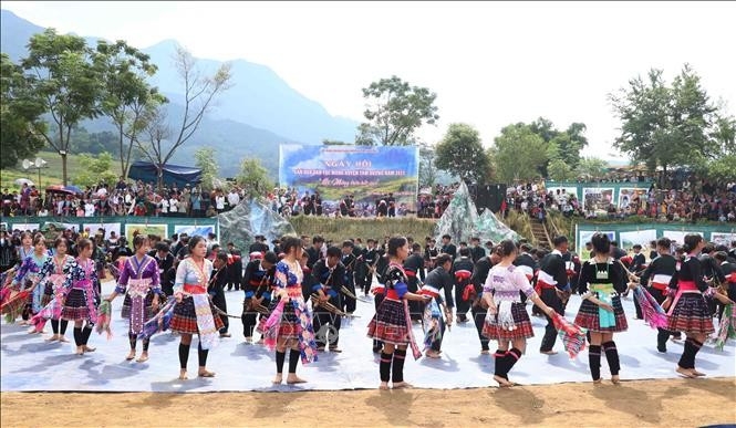 culture as glue to bind communities, strengthen social consensus picture 1