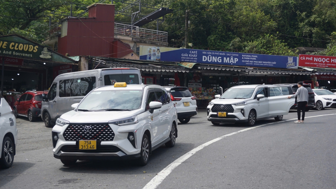 khai xuan ruoc loc voi loat uu dai lon tu toyota viet nam hinh anh 3