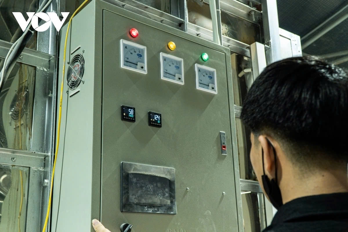 bat trang pottery village ramps up production for lunar new year festival picture 13