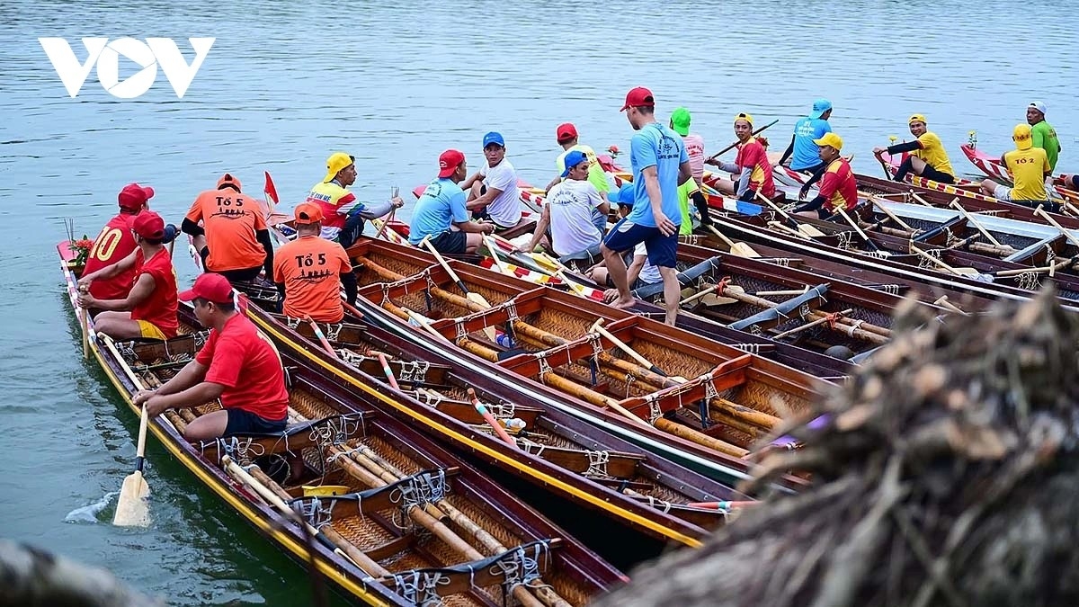 hue village keeps centuries-old boat racing tradition alive picture 14