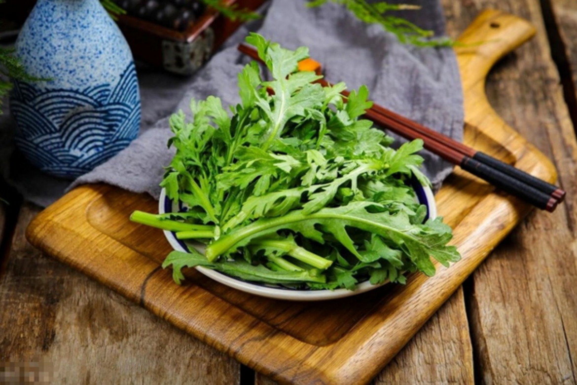 viet nam co loai rau hoang de giup duong tim bo phoi, gia chi vai nghin mot bo hinh anh 1