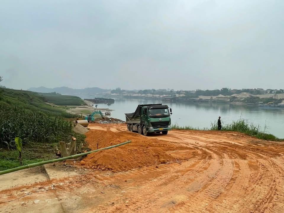 phu tho khan truong hoan thanh bac cau phao qua song lo hinh anh 9