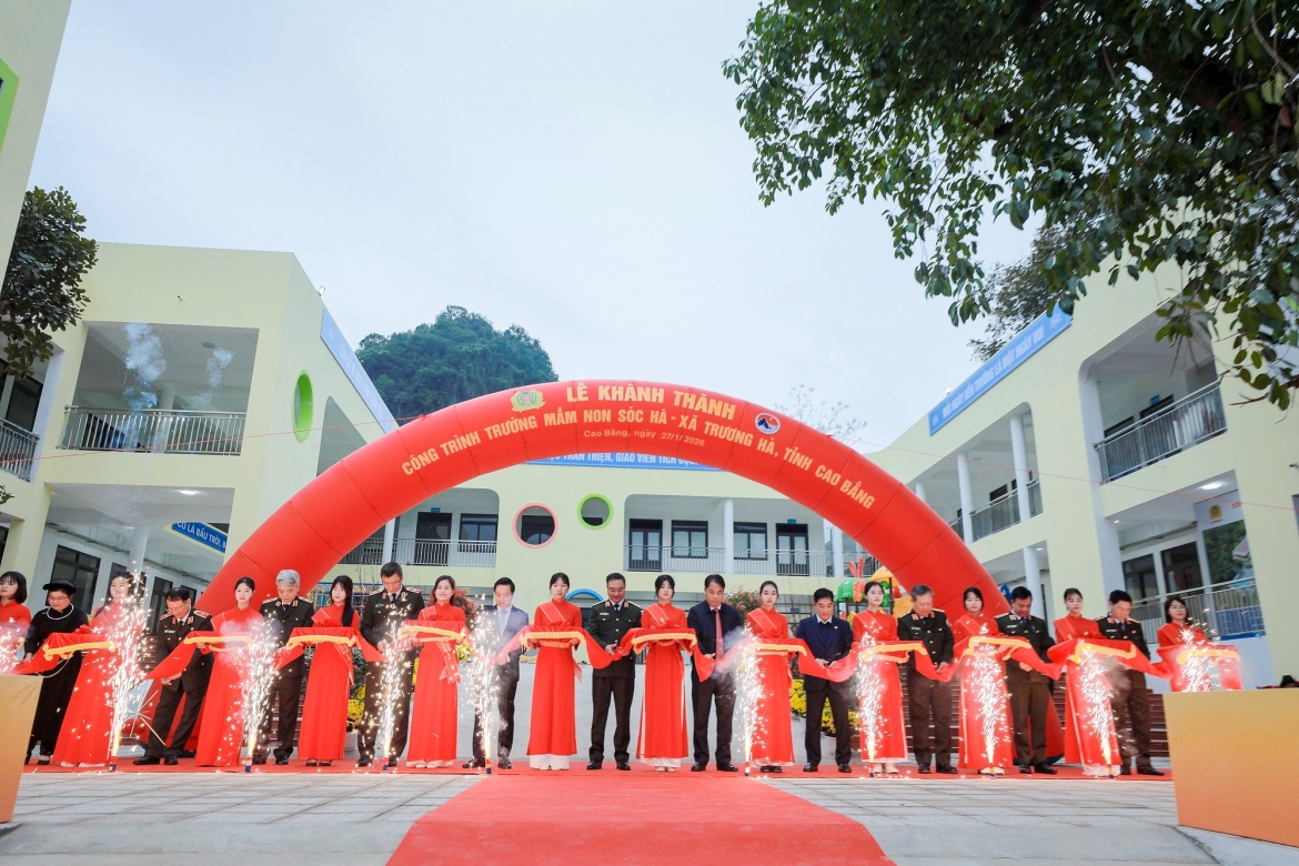 dien mao moi cao bang tu mai truong vung bien den cao toc nghin ty hinh anh 3
